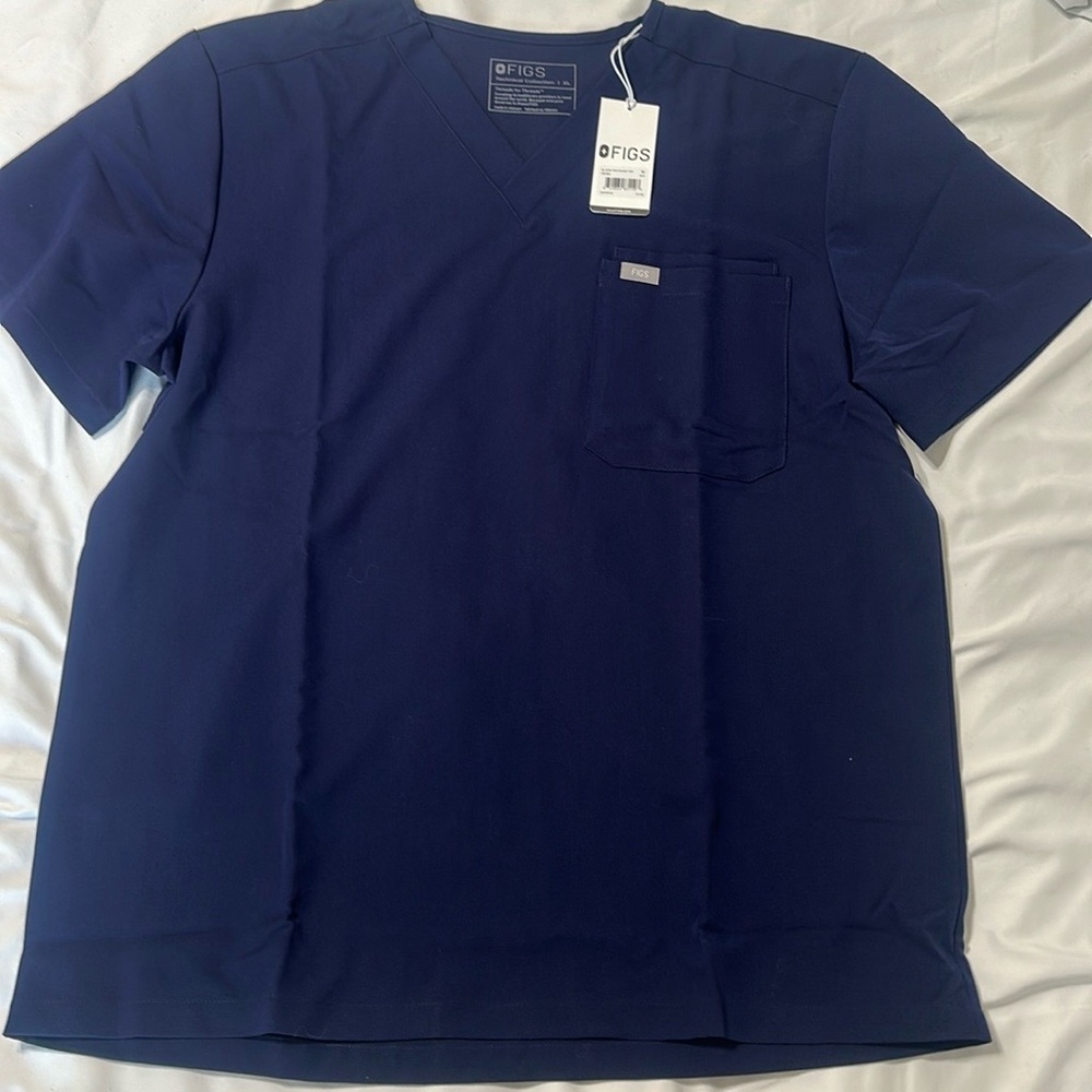 Leon Two Pocket Scrub Top